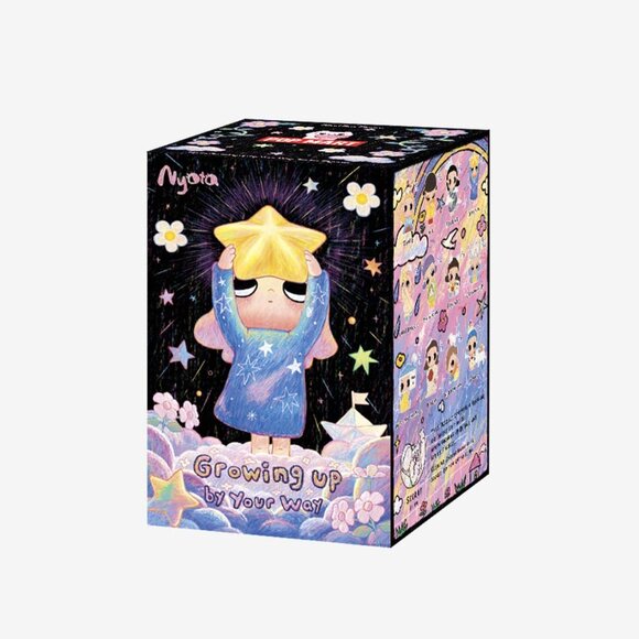 Nyota Growing up by Your Way Series Figurine - Hi Raincoat Sealed - Picture 2 of 3